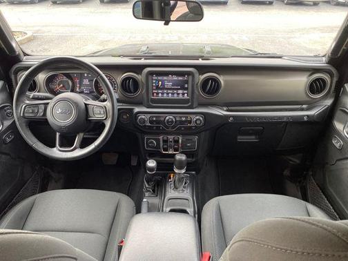 2022 Jeep Wrangler Unlimited Sport