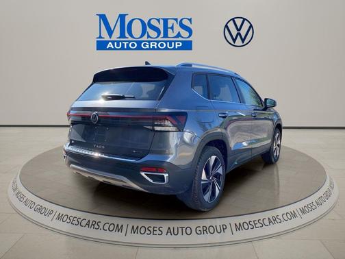 Platinum Gray Metallic 2026 Volkswagen Taos SE