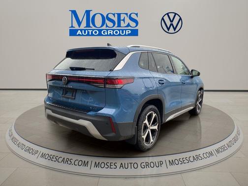 monterey blue pearl 2026 Volkswagen Tiguan 2.0T SE 4MOTION