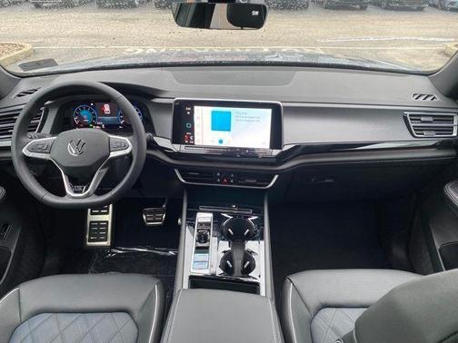 2026 Volkswagen Atlas Cross Sport 2.0T SEL Premium