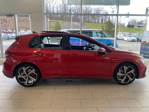 2026 Volkswagen Golf GTI 2.0T SE DSG