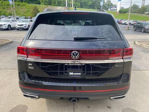 2025 Volkswagen Atlas 2.0T SE w/Technology 4MOTION