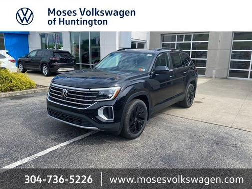 2025 Volkswagen Atlas 2.0T SE w/Technology 4MOTION