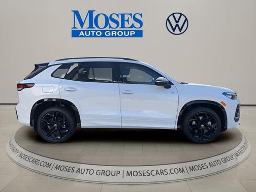 opal white pearl 2026 Volkswagen Tiguan 2.0T SE R-Line Black 4MOTION