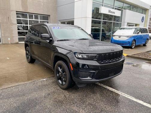 2022 Jeep Grand Cherokee Altitude