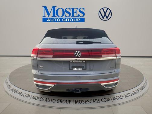 pure gray 2026 Volkswagen Atlas Cross Sport 2.0T SEL