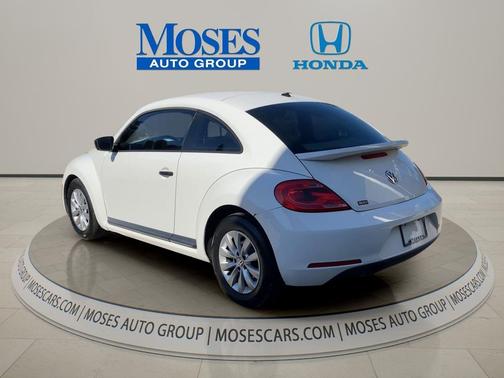 Candy White 2013 Volkswagen Beetle 2.5L