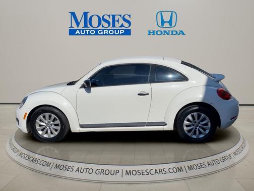 Candy White 2013 Volkswagen Beetle 2.5L