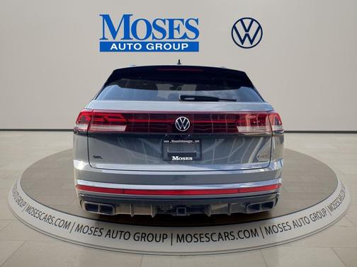 pure gray 2026 Volkswagen Atlas Cross Sport 2.0T SEL
