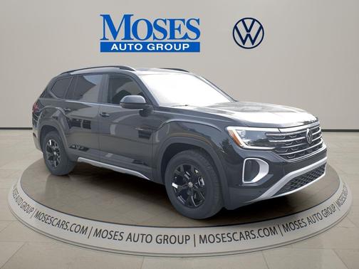 deep black pearl 2026 Volkswagen Atlas Peak Edition