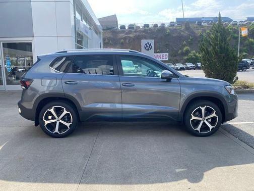 2025 Volkswagen Taos 1.5T SEL