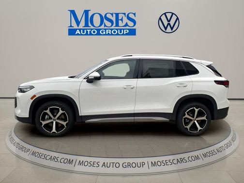 pure white 2026 Volkswagen Tiguan 2.0T SE 4MOTION