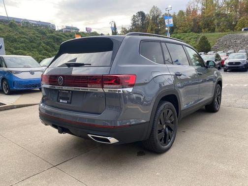 2026 Volkswagen Atlas 2.0T SE w/Technology 4MOTION