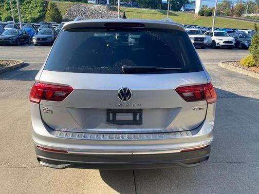 2022 Volkswagen Tiguan 2.0T SE 4MOTION