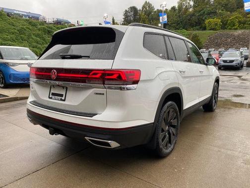 2026 Volkswagen Atlas 2.0T SE w/Technology 4MOTION