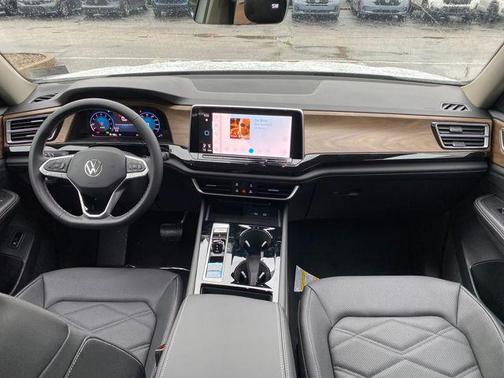 2026 Volkswagen Atlas 2.0T SE w/Technology 4MOTION