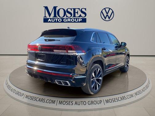 deep black pearl 2026 Volkswagen Atlas Cross Sport 2.0T SEL Premium