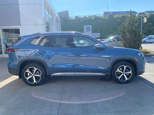 2025 Volkswagen Tiguan 2.0T SE 4MOTION