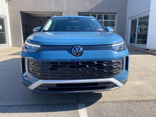 2025 Volkswagen Tiguan 2.0T SE 4MOTION