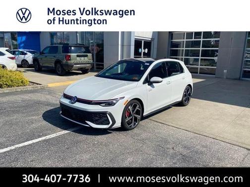 2025 Volkswagen Golf GTI 2.0T SE DSG