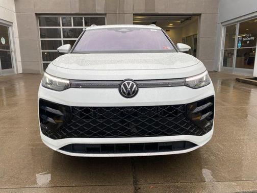 2026 Volkswagen Tiguan 2.0T SEL R-Line 4MOTION