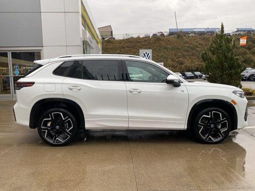 2026 Volkswagen Tiguan 2.0T SEL R-Line 4MOTION