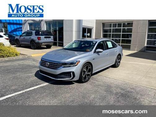 2020 Volkswagen Passat 2.0T R-Line