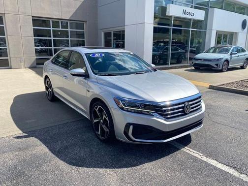 2020 Volkswagen Passat 2.0T R-Line
