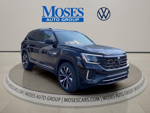 Deep Black Pearl 2026 Volkswagen Atlas 2.0T SEL Premium R-Line 4MOTION