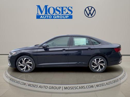 Deep Black Pearl 2026 Volkswagen Jetta 1.4T SEL