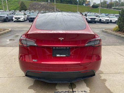 2024 Tesla Model Y Long Range Dual Motor All-Wheel Drive