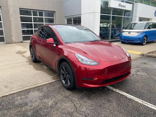 2024 Tesla Model Y Long Range Dual Motor All-Wheel Drive