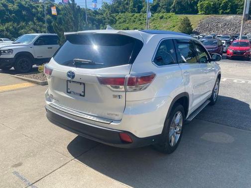 2016 Toyota Highlander Hybrid Platinum