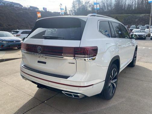 2025 Volkswagen Atlas 2.0T SEL Premium R-Line 4MOTION
