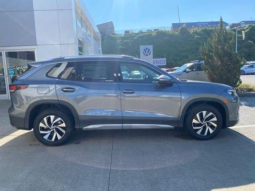 2025 Volkswagen Tiguan 2.0T S