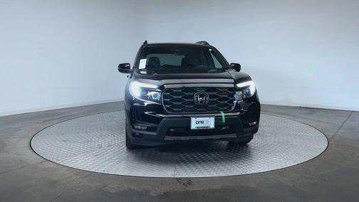 Crystal Black Pearl 2023 Honda Passport TrailSport