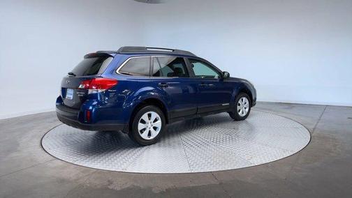 2010 Subaru Outback 2.5i Premium