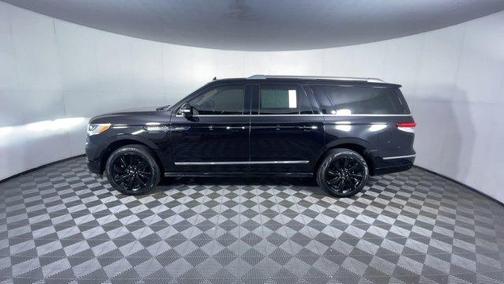 2024 Lincoln Navigator L Reserve