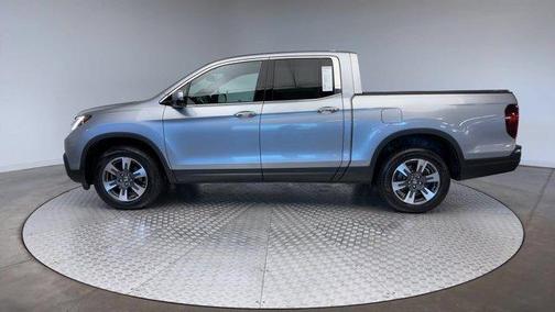 Lunar Silver Metallic 2019 Honda Ridgeline RTL-E