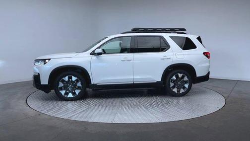 Platinum White Pearl 2026 Honda Pilot Elite