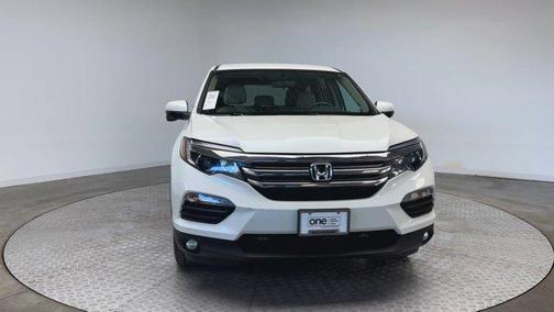 2017 Honda Pilot EX