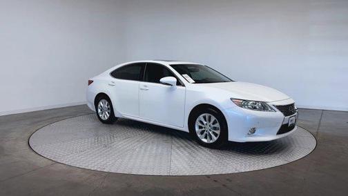 2013 Lexus ES 300h Base