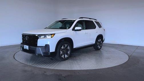 Platinum White Pearl 2026 Honda Pilot Elite