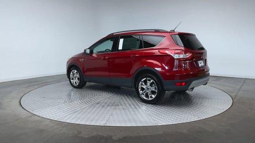 Ruby Red Metallic Tinted Clearcoat 2016 Ford Escape SE