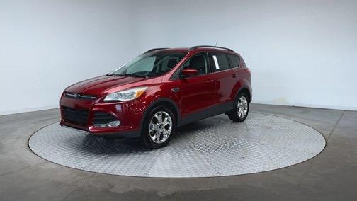 Ruby Red Metallic Tinted Clearcoat 2016 Ford Escape SE