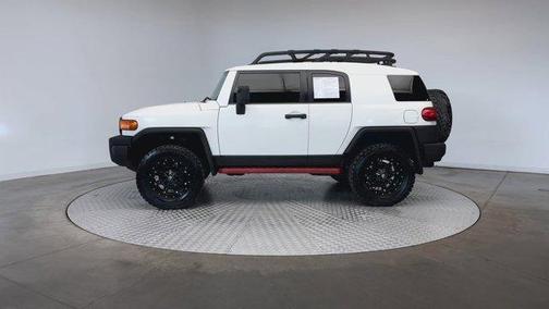 Iceberg 2013 Toyota FJ Cruiser Base