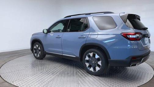 Sonic Gray Pearl 2026 Honda Pilot Elite