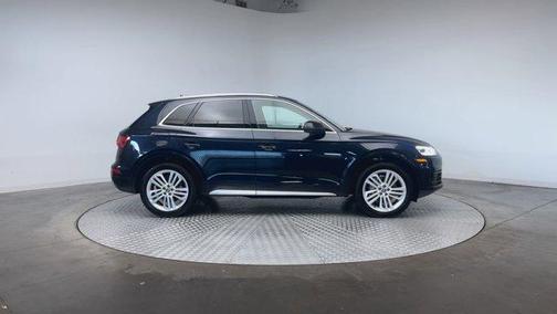 2020 Audi Q5 40 Premium Plus