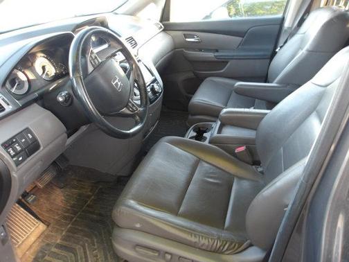 Gray 2014 Honda Odyssey EX-L