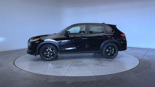 Crystal Black Pearl 2027 Honda HR-V Sport